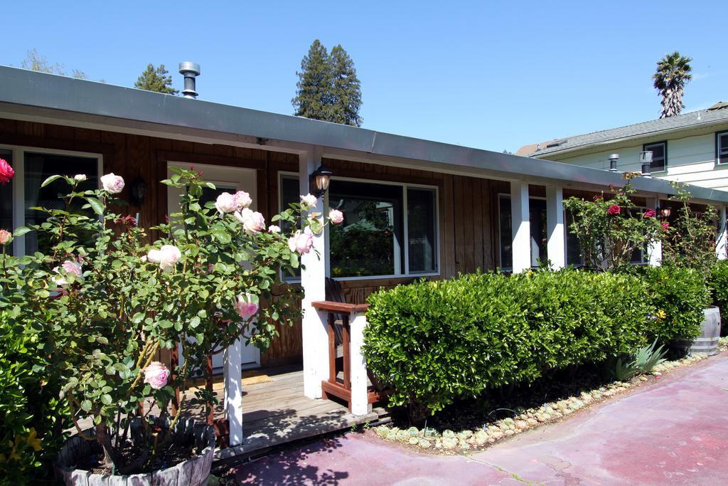 The Woods Hotel - Gay Lgbtq Cabins Guerneville Exterior foto